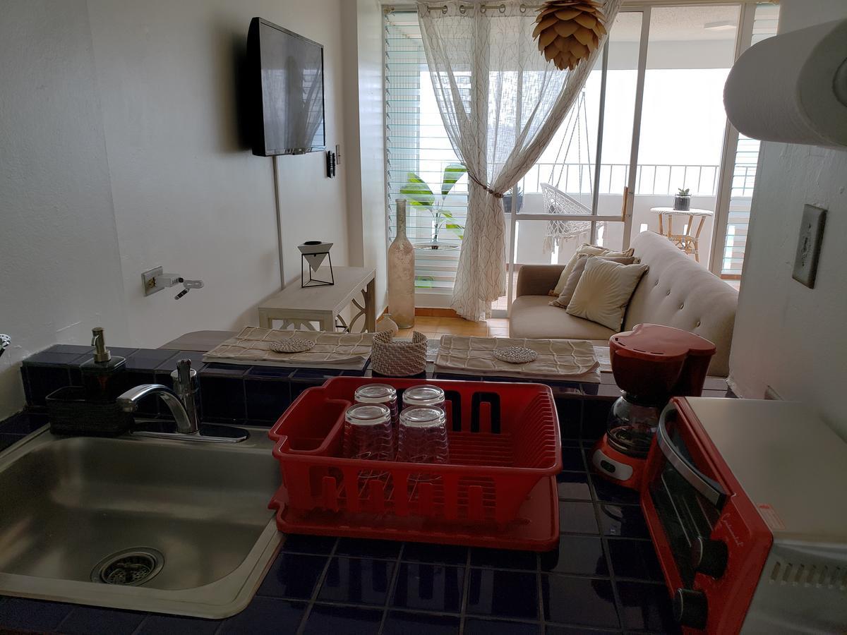 Gorgeous Beach Front Studio With Electricity Water Ac Лукильо Экстерьер фото